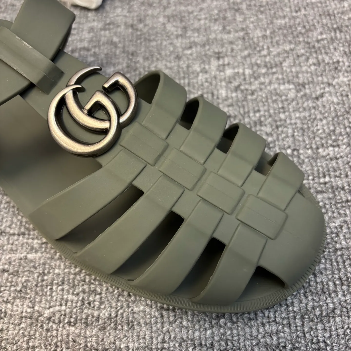 Men's shoes 260💰 [Gucci] Counter quality, top-quality original goods, real photos! Original TPU material, fine workmanship, comfortable; genuine 1:1 replica Size: 38 ~ 46
